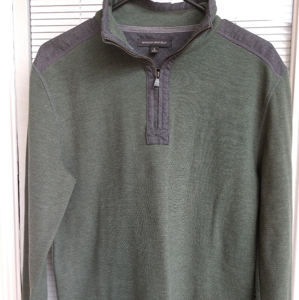 Banana Republic half zip pullover